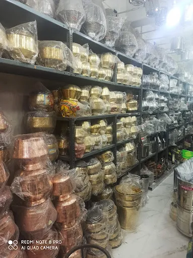 Image of: Vamburi Stores in Kamarajar Salai 2