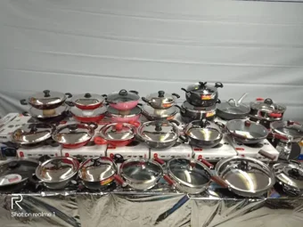 Image of: Anantha Anantha in Ponmeni