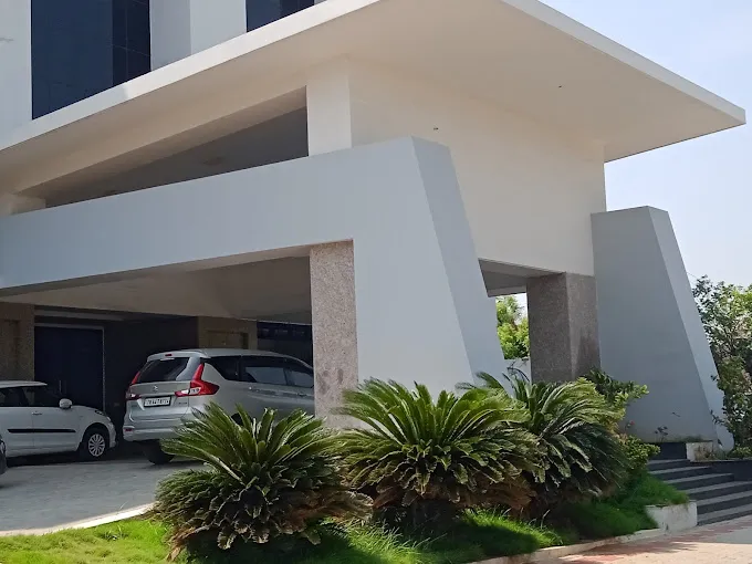 Image of: Alpha Hospital And Research Centre in Madurai