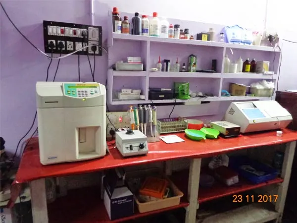 Image of: Blue Modern Hospital in Munichalai