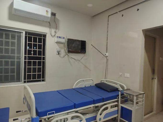 Image of: Bubbles Children Hospital in Shenoy Nagar 2