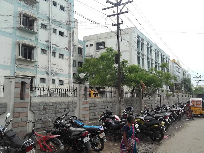 Image of: Government Hospital in Shenoy Nagar 2