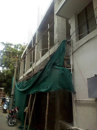 Image of: Indira Hospital in Iyer Bungalow