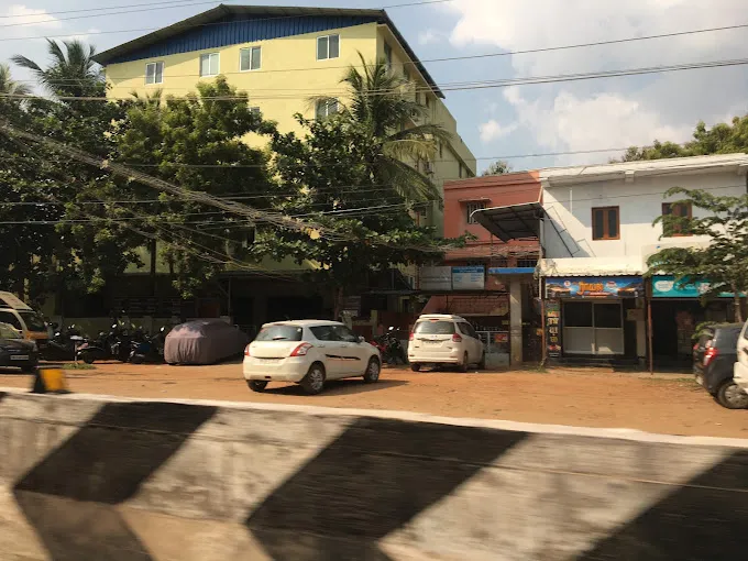 Image of: Manjari Hospital in Thiru Nagar 3