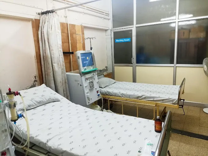Image of: Vadamalayan Hospital in South Gate 4