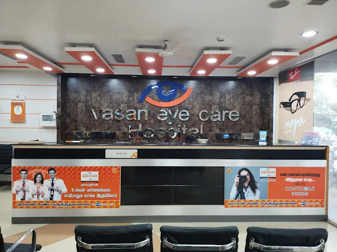 Image of: Vasan Eye Care Hospital in S S Colony