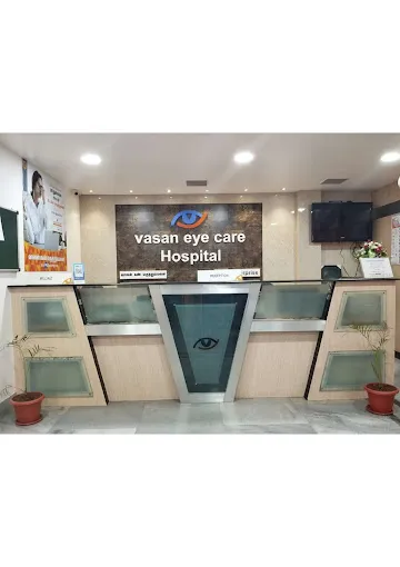 Image of: Vasan Eye Care Hospital in Thiruparankundram 2