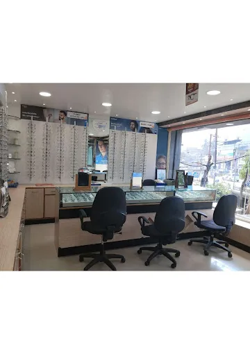 Image of: Vasan Eye Care Hospital in Thiruparankundram 5