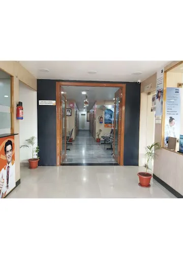 Image of: Vasan Eye Care Hospital in Thiruparankundram 6