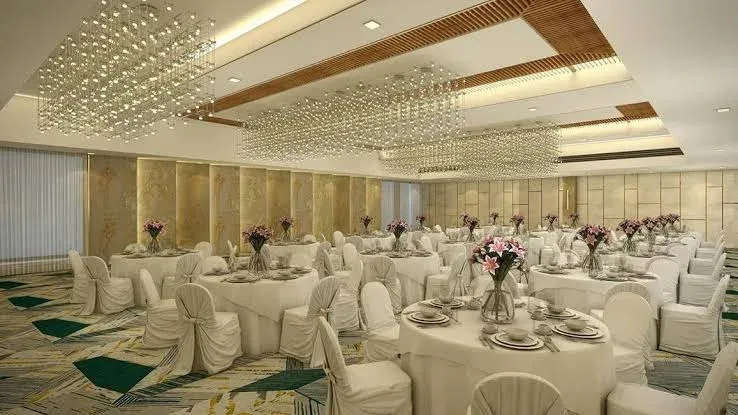 Image of: Amika Hotel in Mattuthavani 4