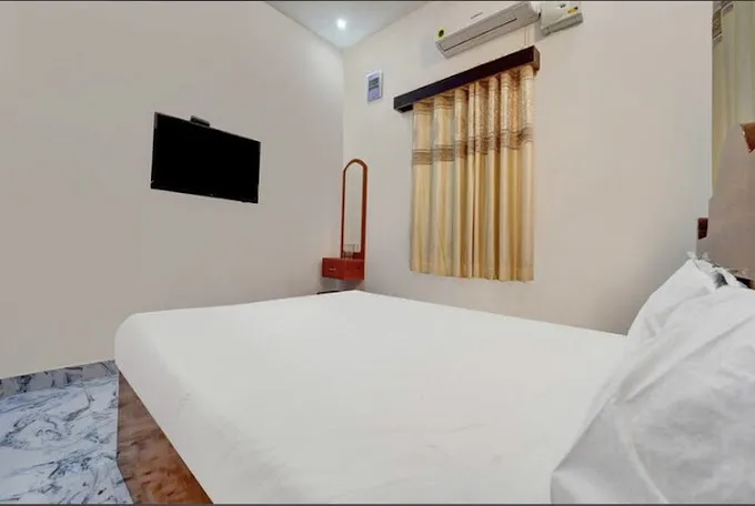 Image of: Collection O Sri Kamatchi Hotel Rooms in Madurai