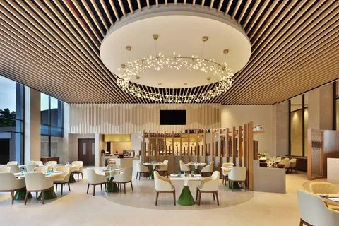 Image of: Courtyard By Marriott in Kk Nagar 2