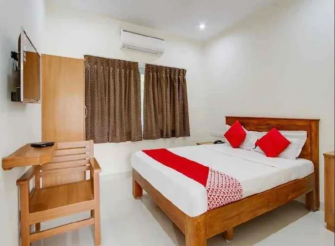 Image of: Crescent Lodge in Madurai 2