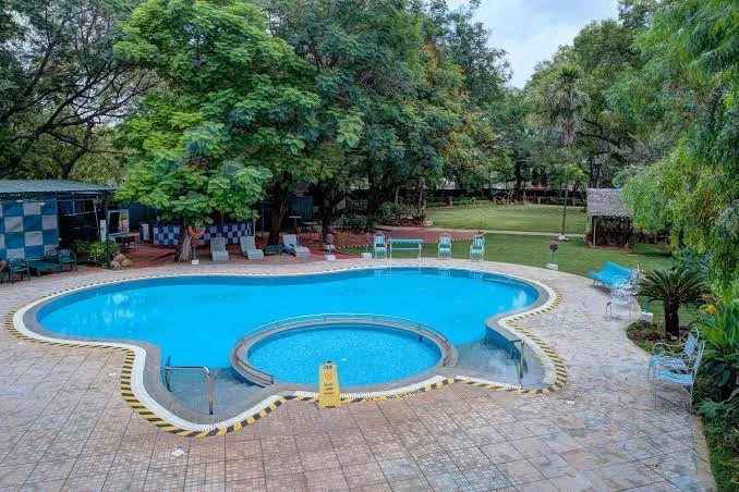 Image of: Fortune Pandiyan Hotel in Reserve Line