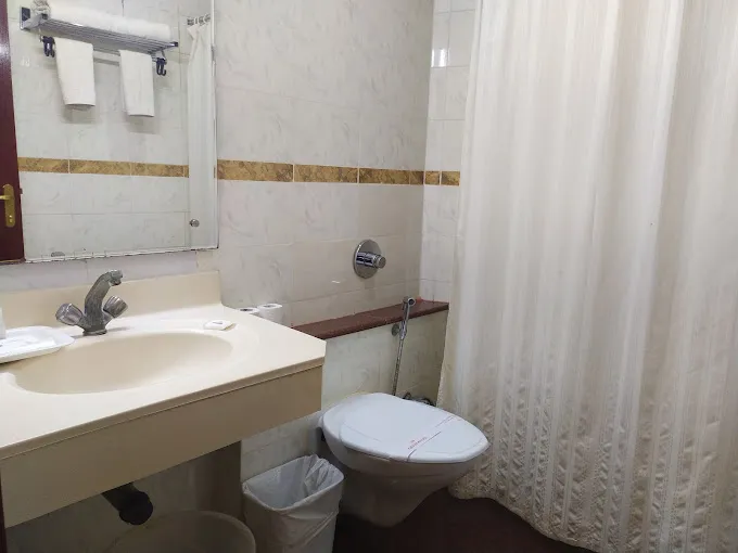 Image of: Hotel Germanus in Kalavasal 2