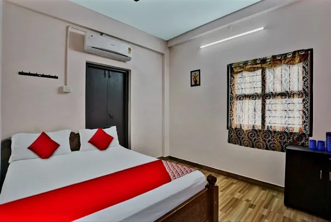 Image of: Hotel I Stayz in Karuppayurani 6
