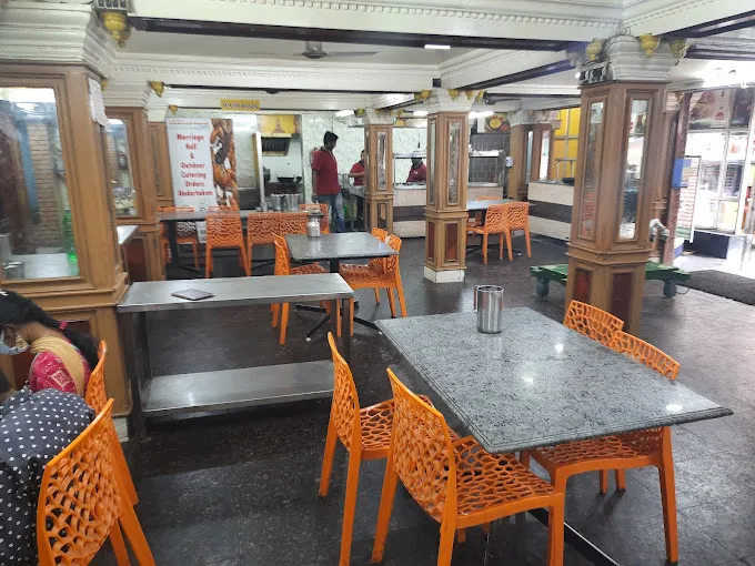 Image of: Hotel New College House in Madurai 7