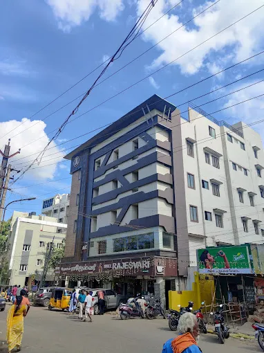 Image of: Hotel Rajesvari in Shenoy Nagar