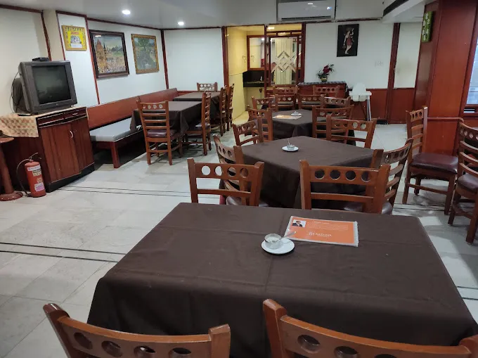 Image of: Hotel Rathna Residency in Madurai 4