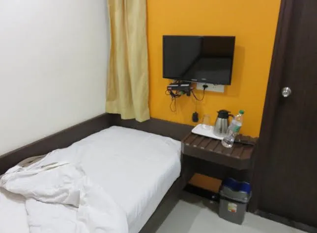 Image of: Hotel Sabarees Residency in Madurai 4