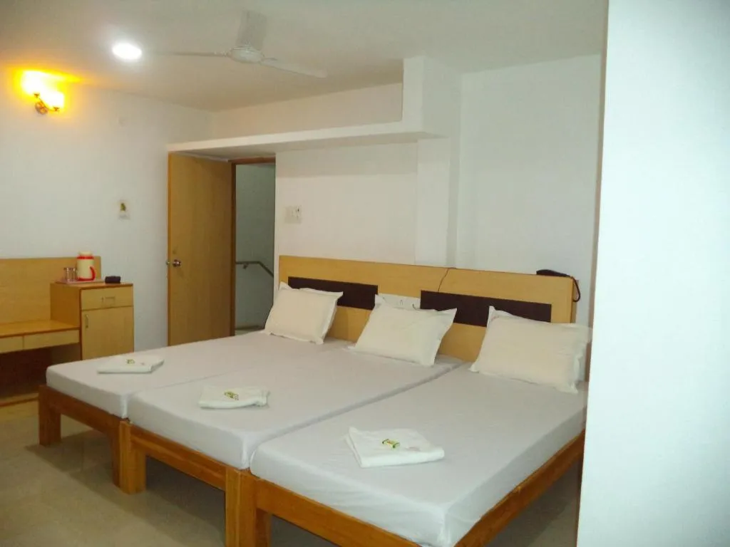 Image of: Hotel Samrat in Kk Nagar 6