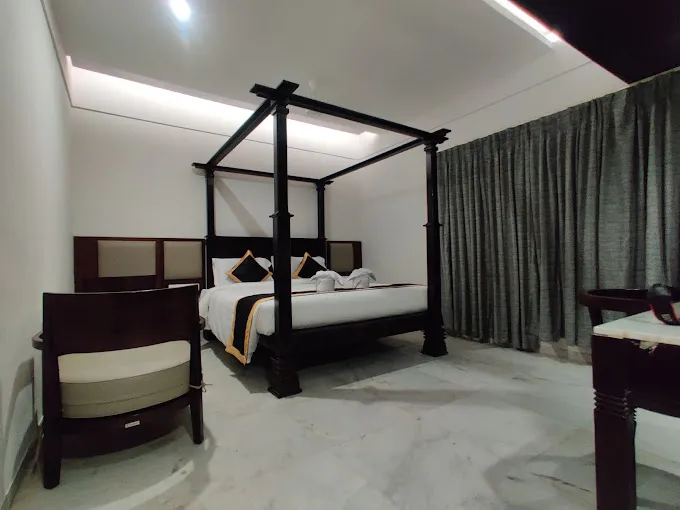 Image of: Hotel Saratha Rajans in Goripalayam