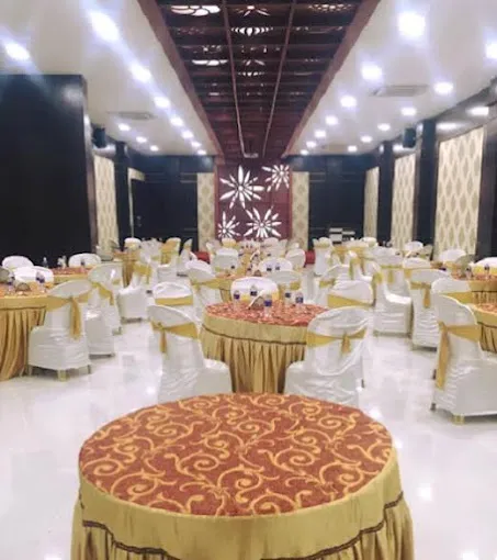 Image of: Hotel Shreenithi in Mattuthavani 2