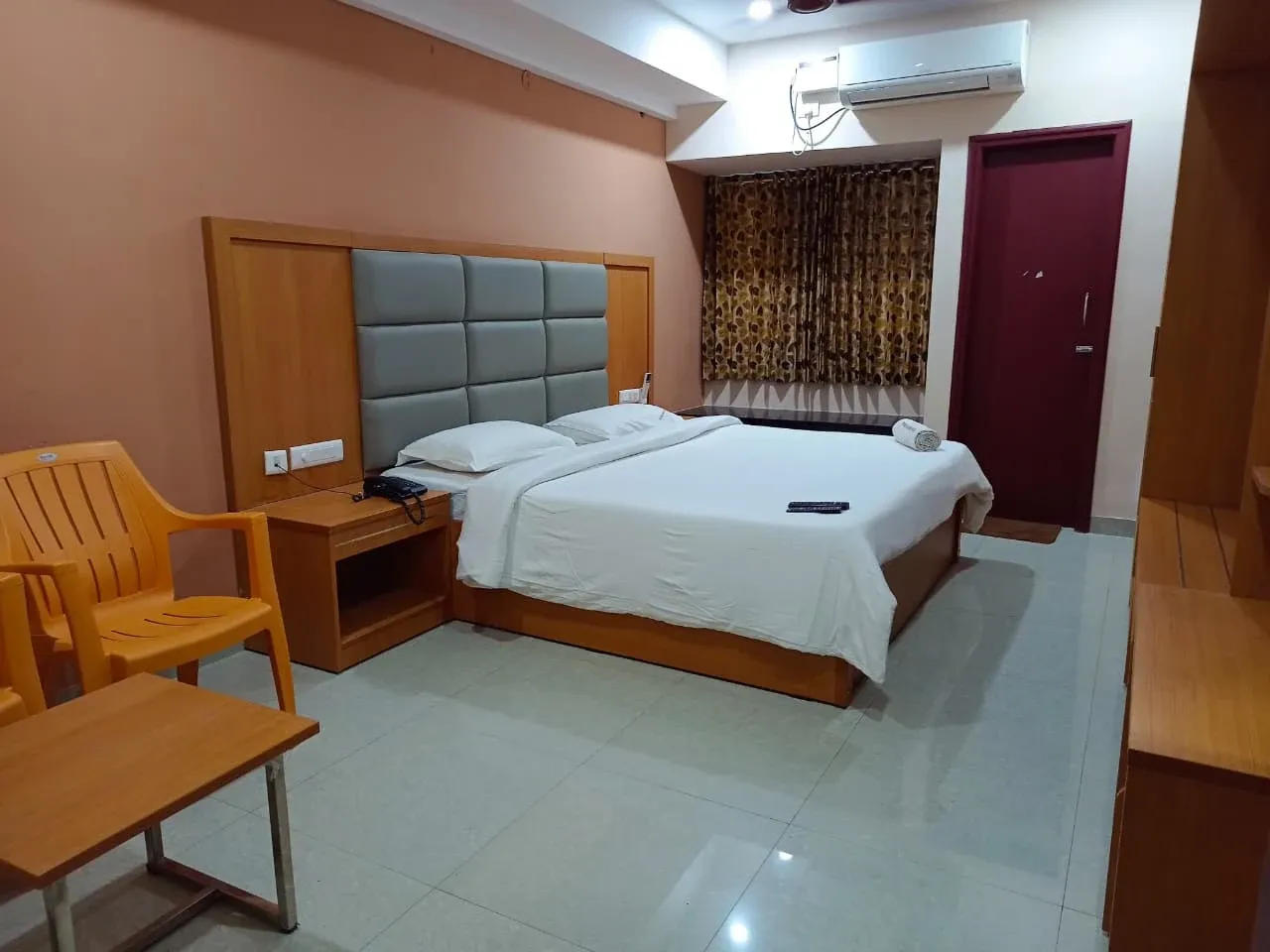 Image of: Hotel Vijay Krishna in Kk Nagar