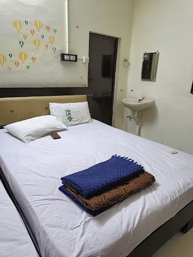 Image of: Kaala Bairav Grand Annex in Ponmeni 4