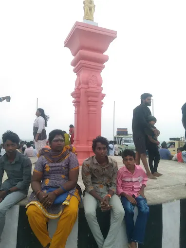 Image of: M K Lodge in Thiruparankundram 3