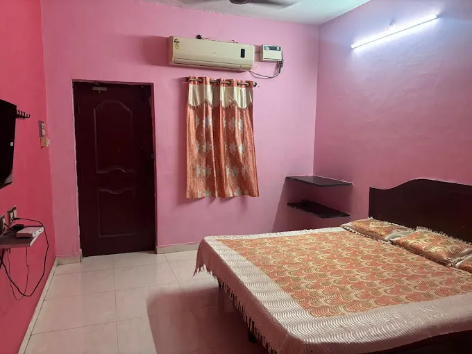 Image of: M K M Lodge in Madurai 7