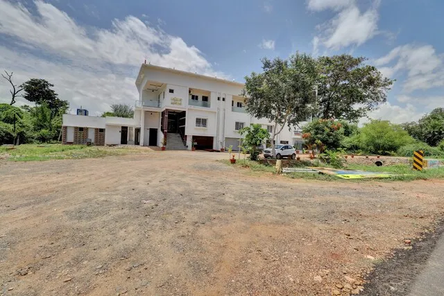 Image of: Oyo Flagship Green Park Residency in Madurai 7