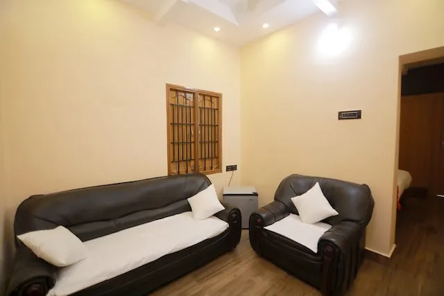 Image of: Oyo Grace Residency in Madurai 2
