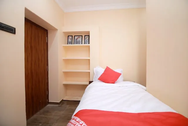 Image of: Oyo Grace Residency in Madurai 6