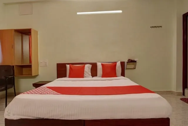 Image of: Oyo Hotel Radhakrishna in Madurai