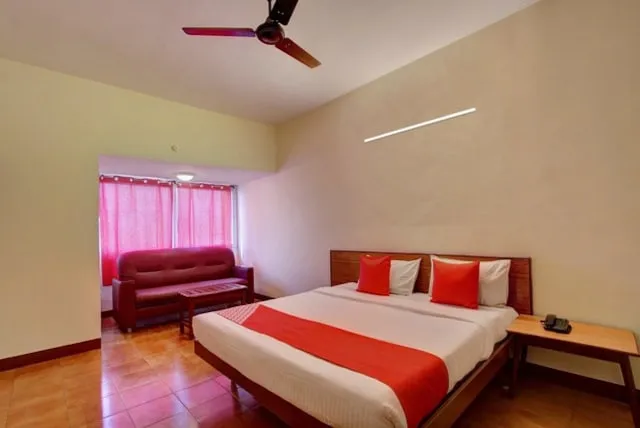Image of: Oyo Hotel Radhakrishna in Madurai 4
