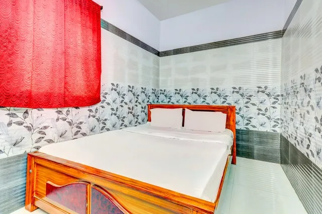 Image of: Oyo M K Lodge in Thiruparankundram