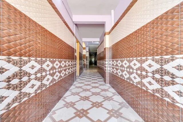 Image of: Oyo M K Lodge in Thiruparankundram 5