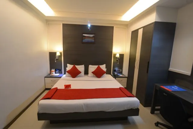 Image of: Oyo Moskva Hotel in Simmakkal 3