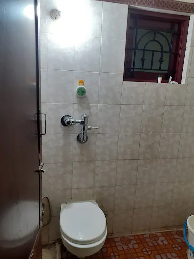 Image of: Oyo Raj Service Apartments in Madurai 6