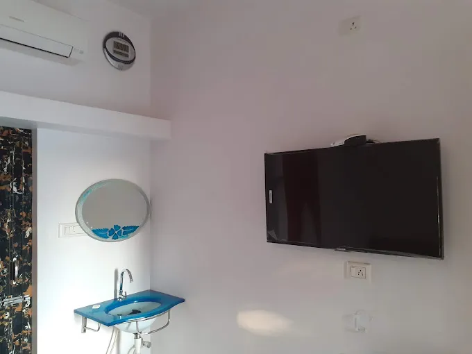 Image of: Oyo Sri Kamatchi Hotel in Madurai 5
