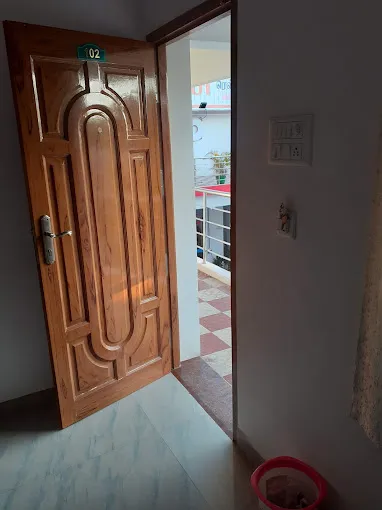 Image of: Oyo Sri Kamatchi Hotel in Madurai 6