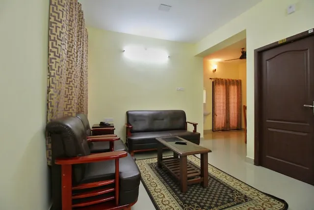 Image of: Oyo Vishwa Heights in K Pudur 2