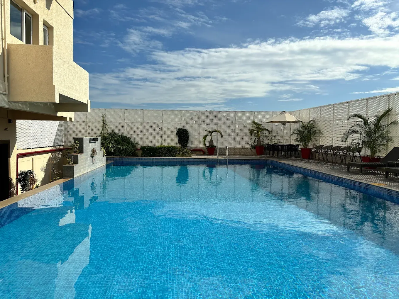 Image of: Poppys Hotel in Mattuthavani 3