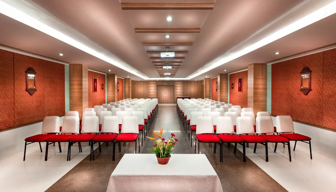 Image of: Regency By G R T Hotels in Palanganatham 4
