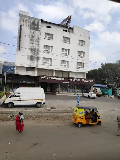 Image of: Saravanaa Residency in Mattuthavani 5