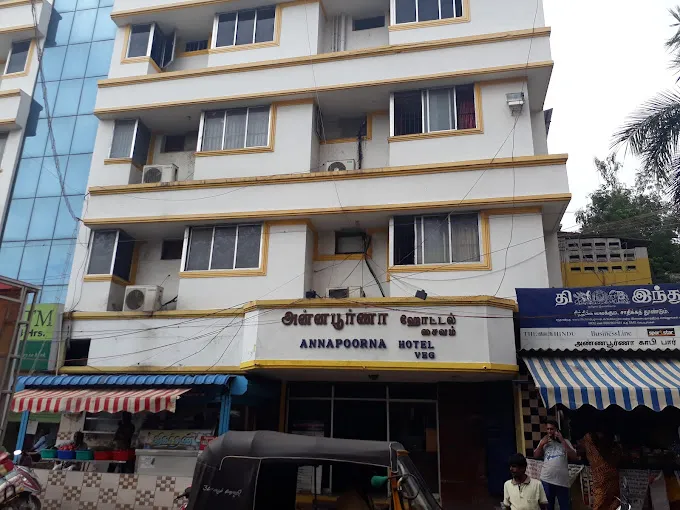 Image of: Sri Annapoorna Towers in Shenoy Nagar
