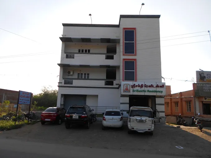 Image of: Sri Sakthi Residency Sunrise Bar in Madurai 3