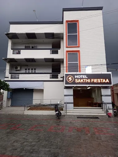 Image of: Sri Sakthi Residency Sunrise Bar in Madurai 4