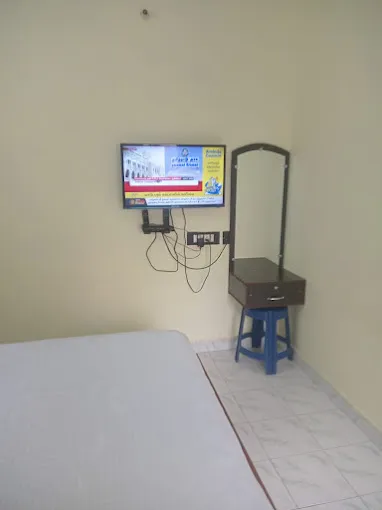 Image of: Suganya Lodge in Madurai